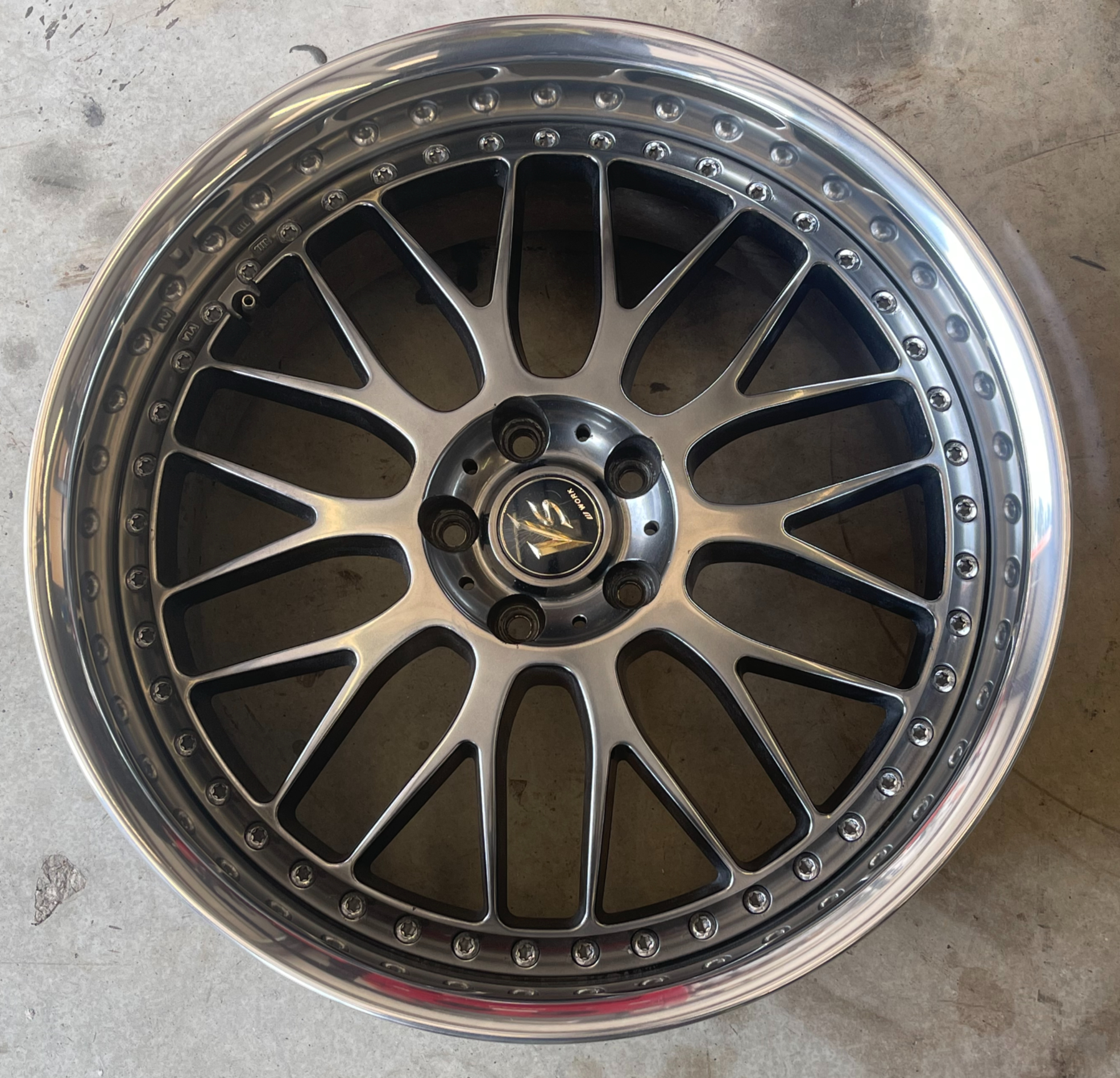 Hypersilver wheel finish