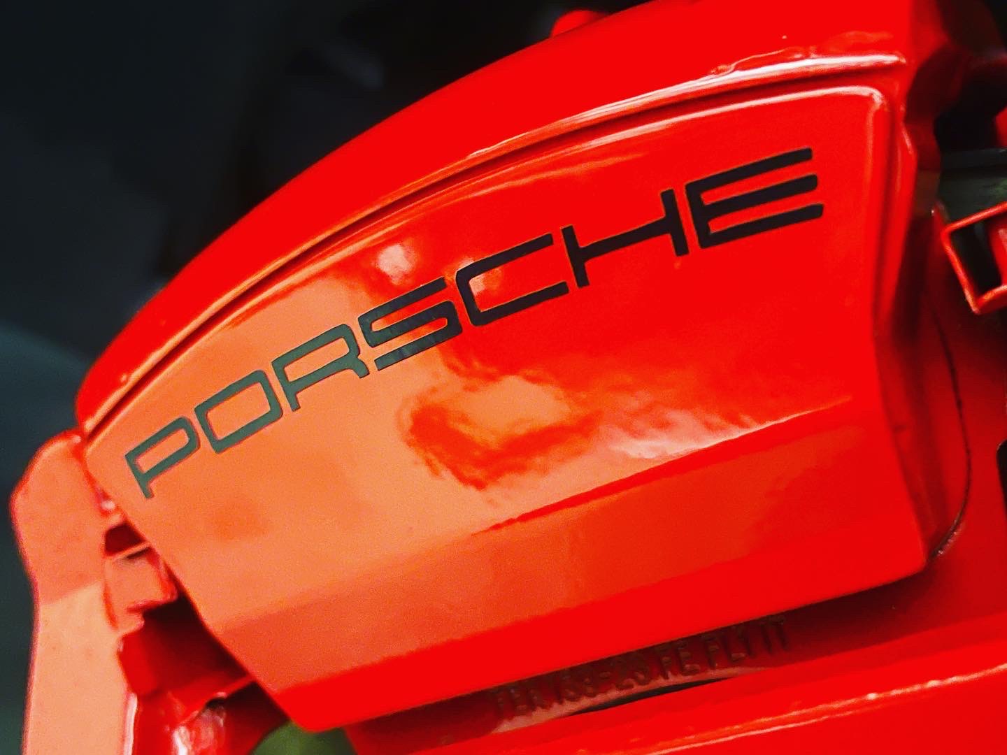 Porsche brake caliper finish